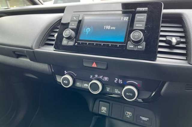 Honda Jazz Hybrid 1.5 I-MMD HYBRID SE 5DR ECVT 