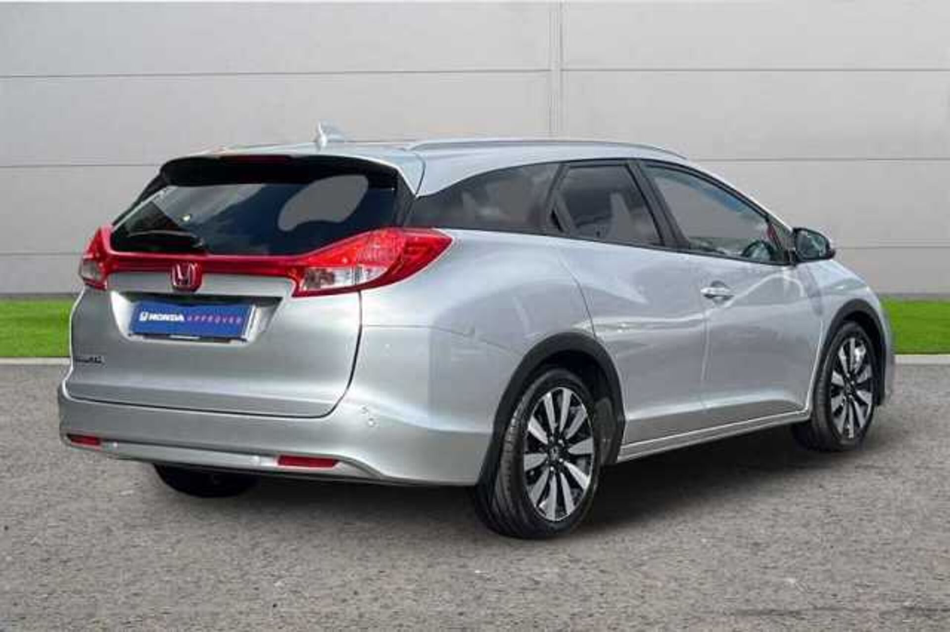 Honda Civic Tourer 1.8 i-VTEC SR 5dr Auto 