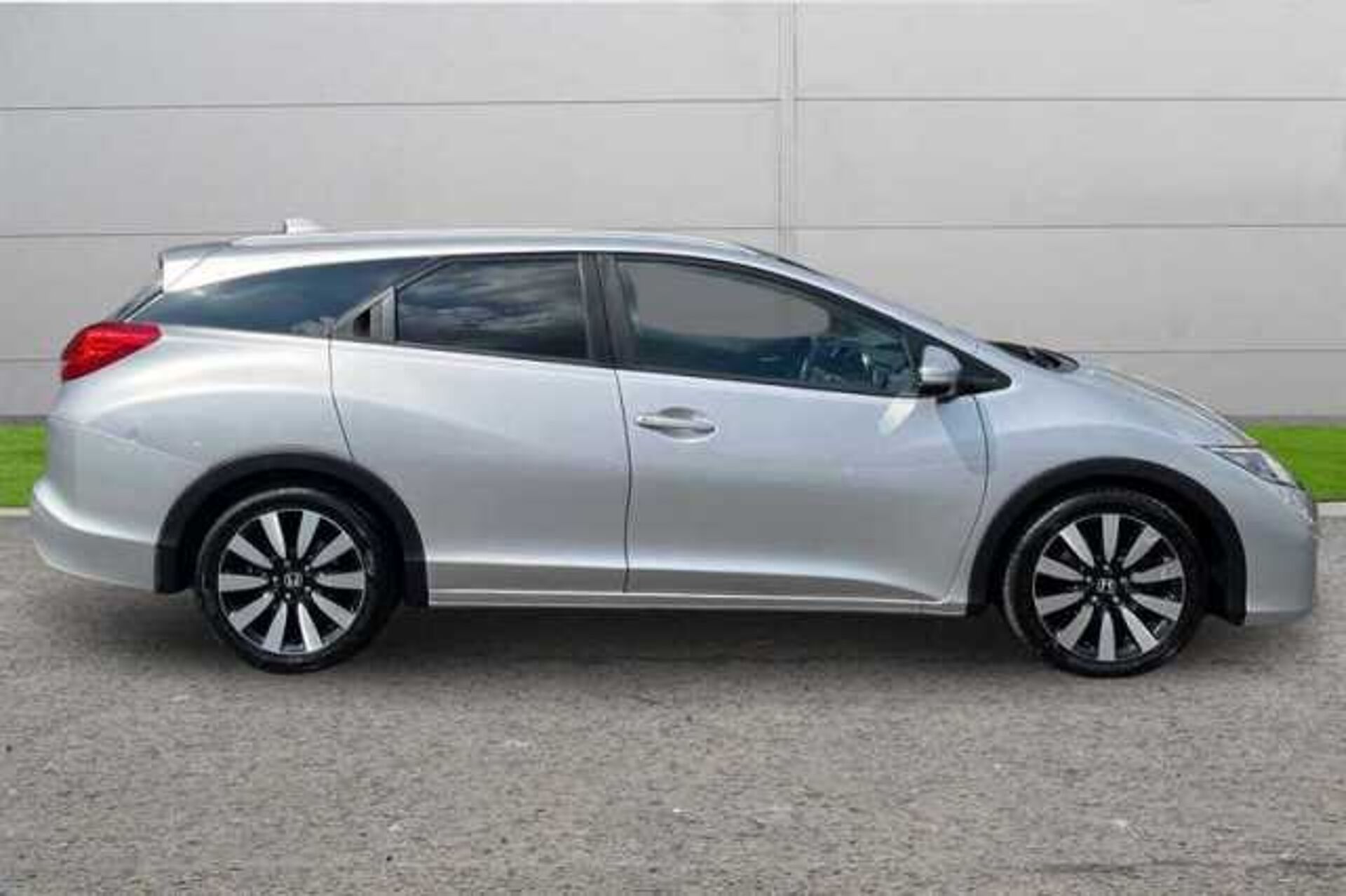 Honda Civic Tourer 1.8 i-VTEC SR 5dr Auto 