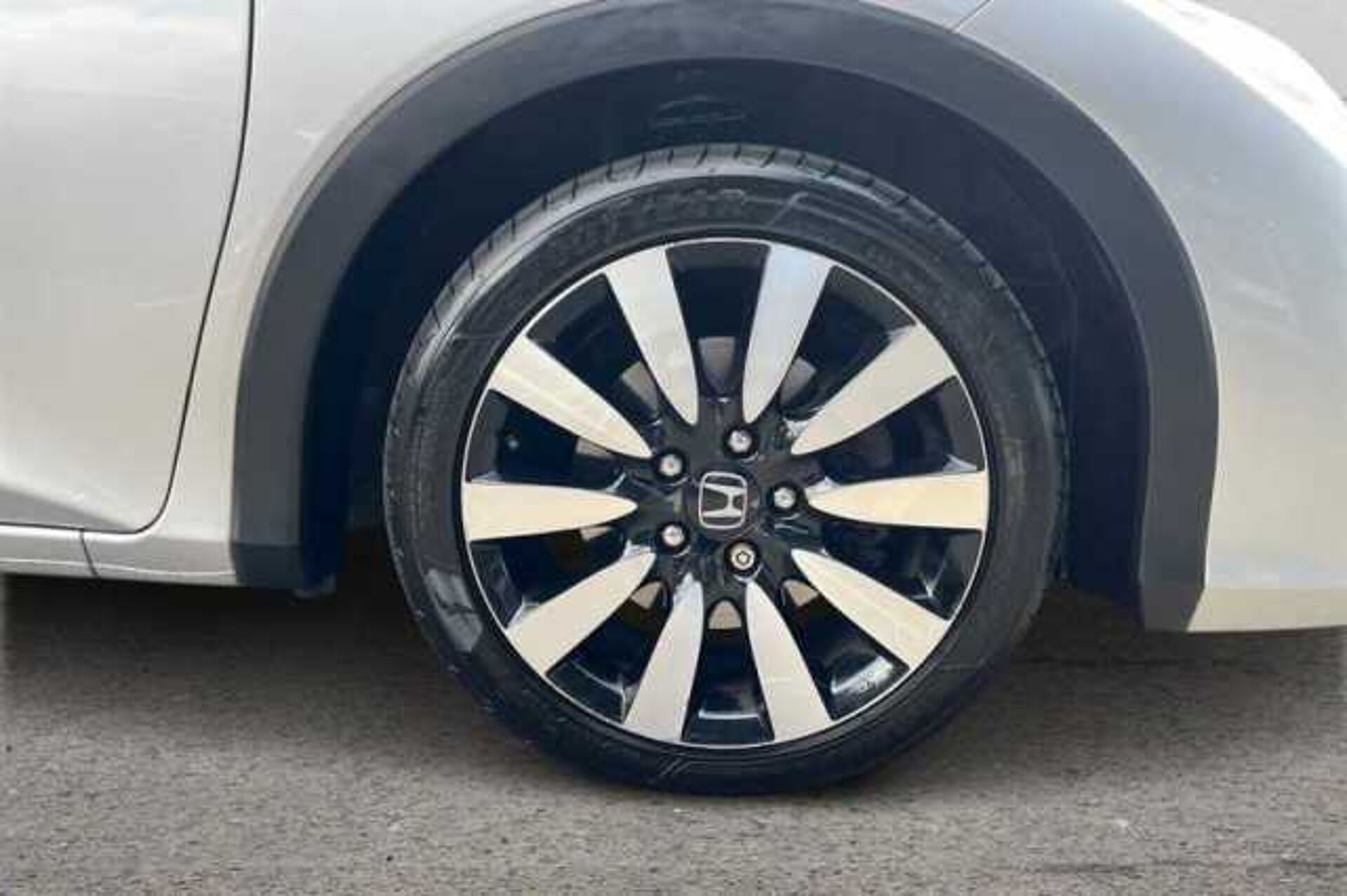 Honda Civic Tourer 1.8 i-VTEC SR 5dr Auto 