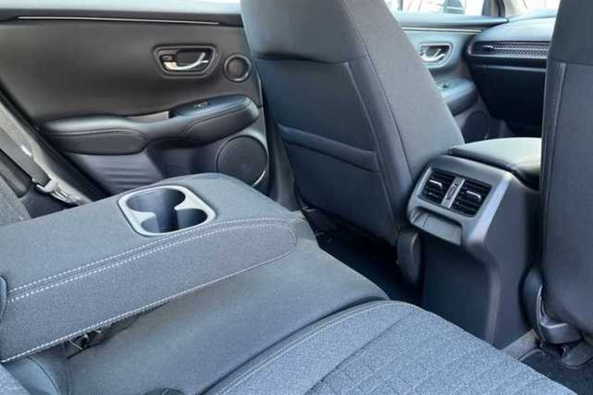 Honda ZR-V e:HEV 2.0 eHEV Elegance 5dr CVT 