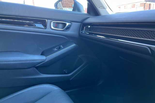 Honda Civic e:HEV 2.0 eHEV Advance 5dr CVT 