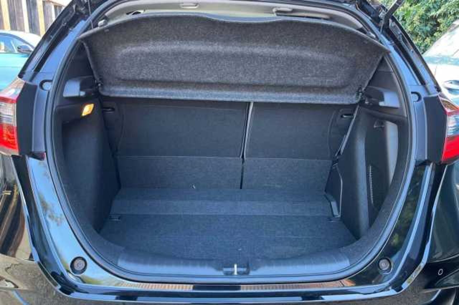 Honda Jazz Hybrid 1.5 h i-MMD Advance Sport Hatchback 5dr Petrol Hybrid eCVT Euro 6 (s/s) (122 ps) 