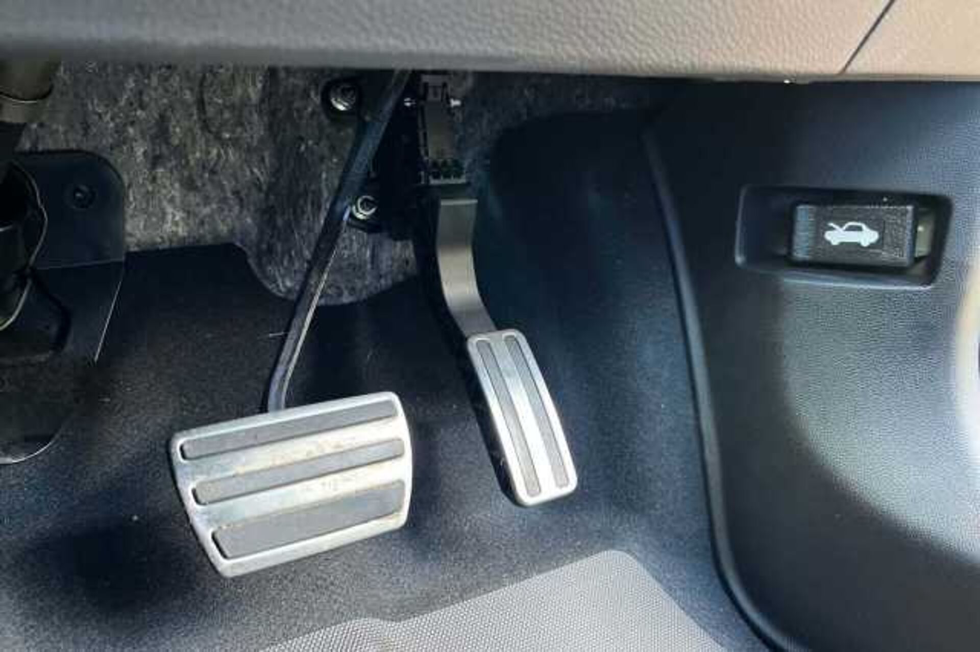 Honda Jazz Hybrid 1.5 h i-MMD Advance Sport Hatchback 5dr Petrol Hybrid eCVT Euro 6 (s/s) (122 ps) 