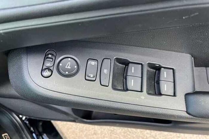 Honda HR-V Hybrid 1.5 EHEV ELEGANCE 5DR CVT 