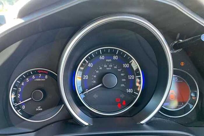 Honda Jazz 1.5 I-VTEC SPORT 5DR 