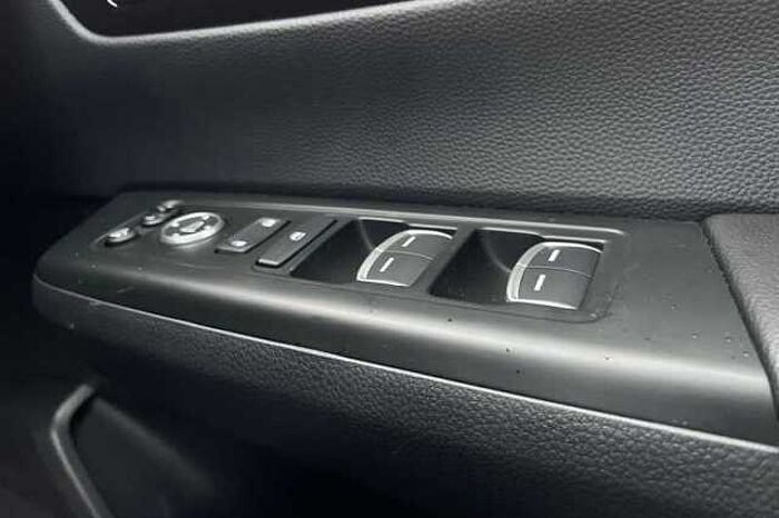 Honda CR-V e:PHEV 2.0 EPHEV ADVANCE TECH 5DR ECVT 