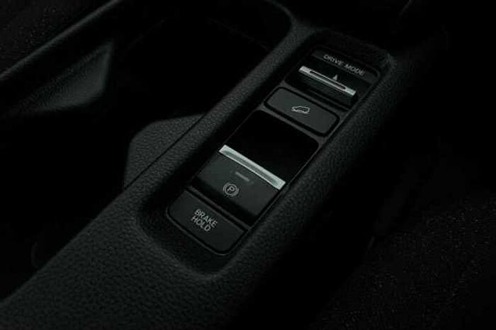 Honda HR-V Hybrid 1.5 EHEV ELEGANCE 5DR CVT 
