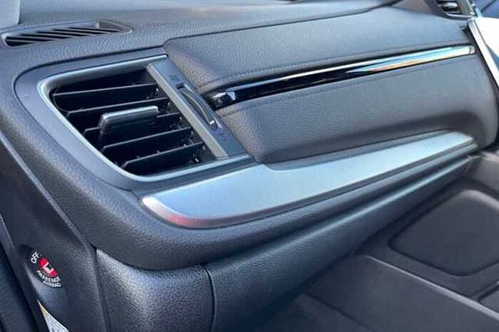 Honda CR-V Hybrid 2.0 I-MMD HYBRID SE 2WD 5DR ECVT 