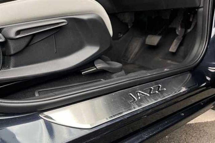 Honda Jazz Hybrid 1.5 I-MMD HYBRID EX 5DR ECVT 