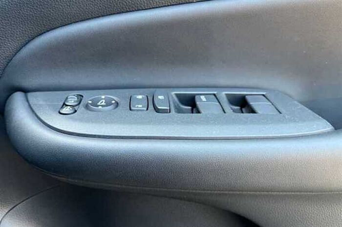 Honda Jazz Hybrid 1.5 I-MMD HYBRID SR 5DR ECVT 