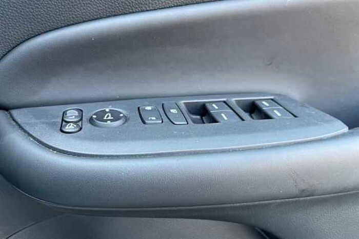 Honda HR-V e:HEV 1.5 i-MMD Hybrid Advance 5dr eCVT 